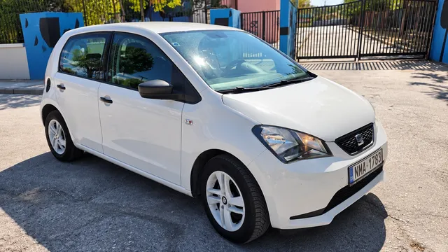 SEAT Mii