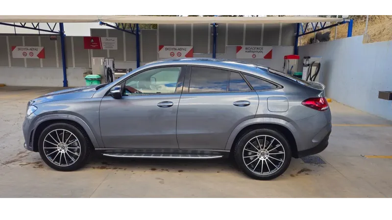 The Mercedes-Benz Gle 2022 model which you can rent from Sync