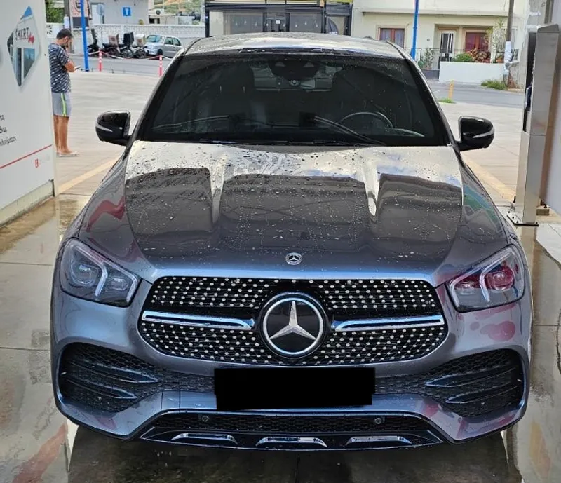 The Mercedes-Benz Gle 2022 model which you can rent from Sync